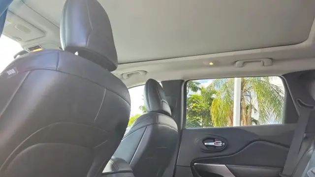 2019 Jeep Cherokee Altitude
