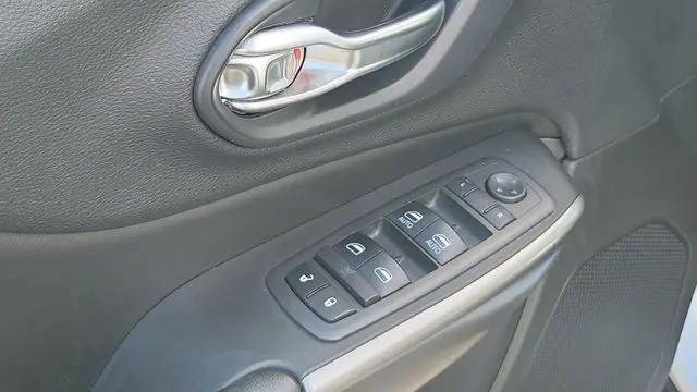 2019 Jeep Cherokee Altitude