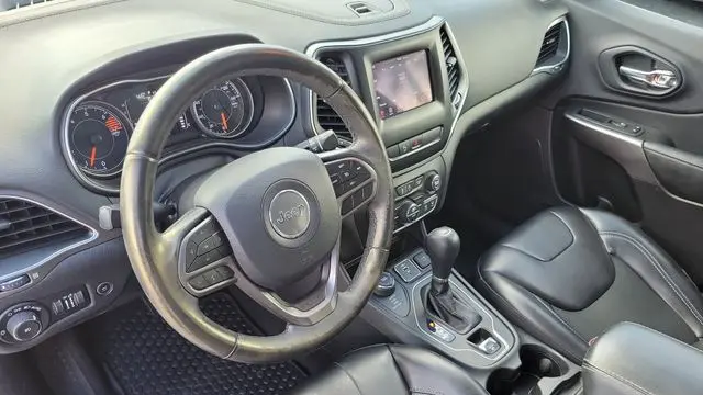 2019 Jeep Cherokee Altitude