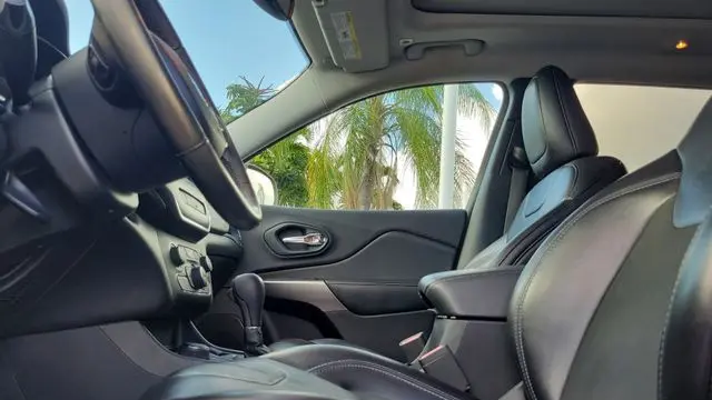 2019 Jeep Cherokee Altitude