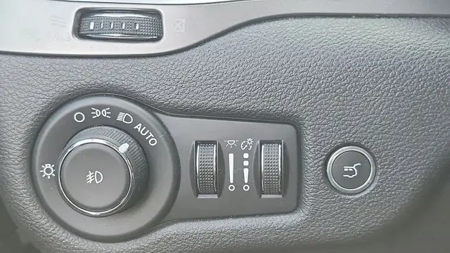 2019 Jeep Cherokee Altitude
