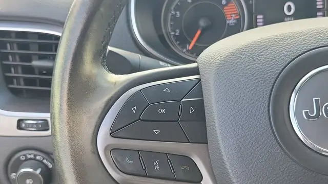 2019 Jeep Cherokee Altitude