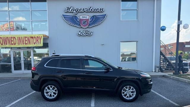 Preowned 2018 Jeep Cherokee Latitude Plus for Sale