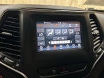 2019 Cherokee Thumbnail 24