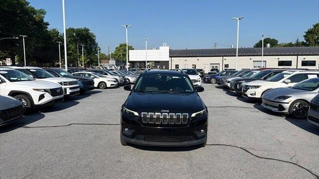 Preowned 2019 Jeep Cherokee Latitude Plus for Sale