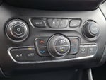 2019 Cherokee Thumbnail 15