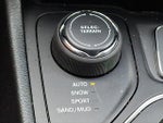 2019 Cherokee Thumbnail 23