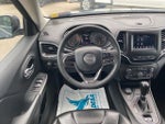 2021 Cherokee Thumbnail 15
