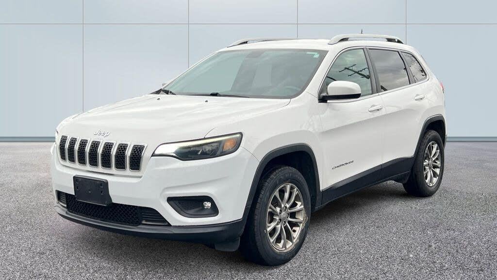 Preowned 2019 Jeep Cherokee Altitude for Sale