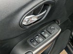 2019 Cherokee Thumbnail 15