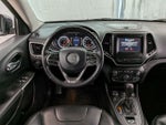 2019 Cherokee Thumbnail 21