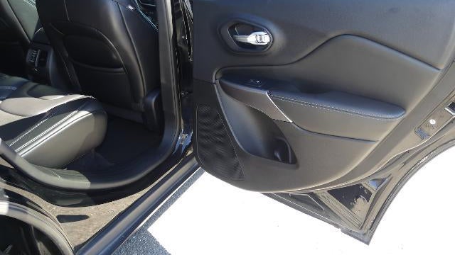 2019 Jeep Cherokee Altitude