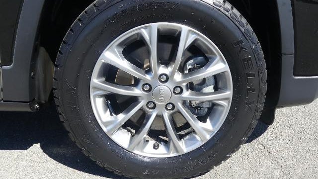 2019 Jeep Cherokee Altitude