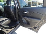 2019 Cherokee Thumbnail 16