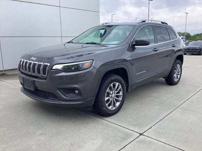 Photo of a 2019 Jeep Cherokee 4X4 Latitude Plus 4DR SUV for sale