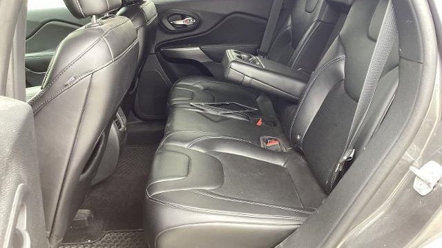 2019 Jeep Cherokee Altitude
