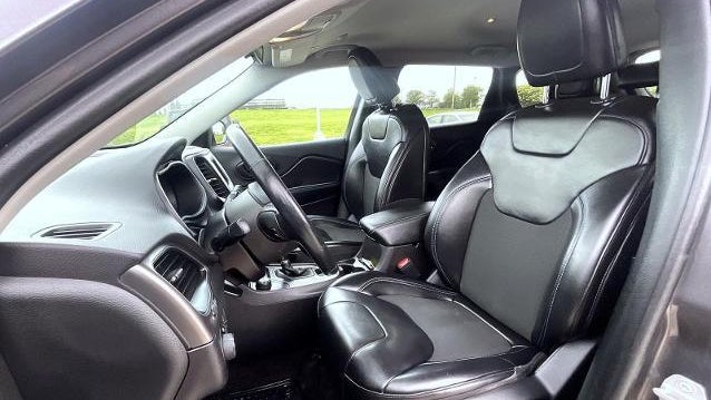 2019 Jeep Cherokee Altitude