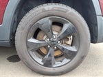 2019 Cherokee Thumbnail 24