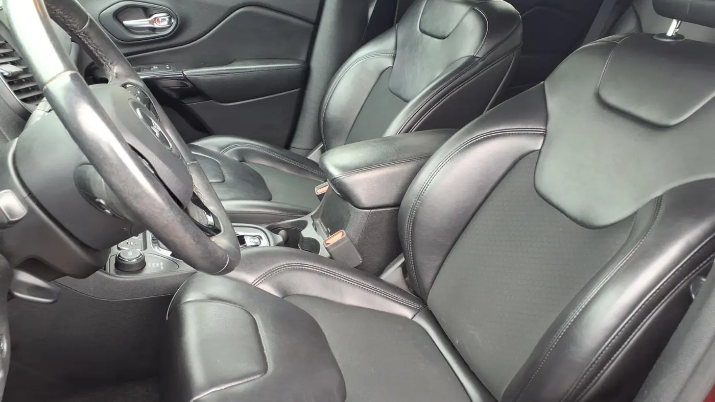 2019 Jeep Cherokee Altitude