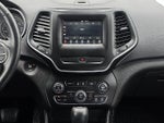 2019 Cherokee Thumbnail 24