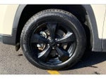 2019 Cherokee Thumbnail 10