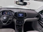2020 Cherokee Thumbnail 26
