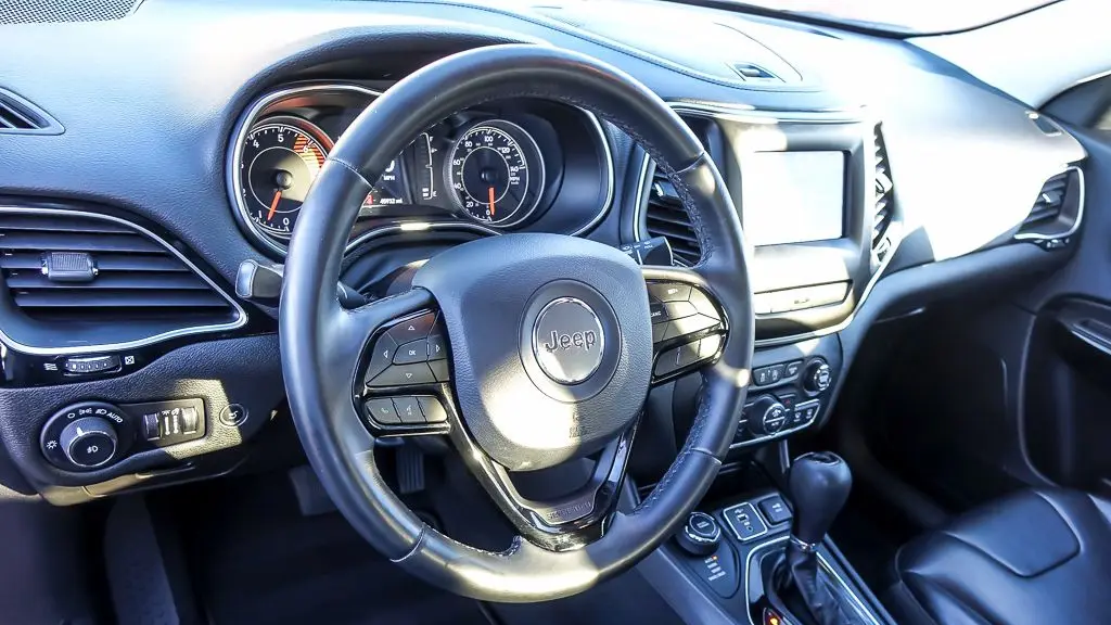 2019 Jeep Cherokee Altitude