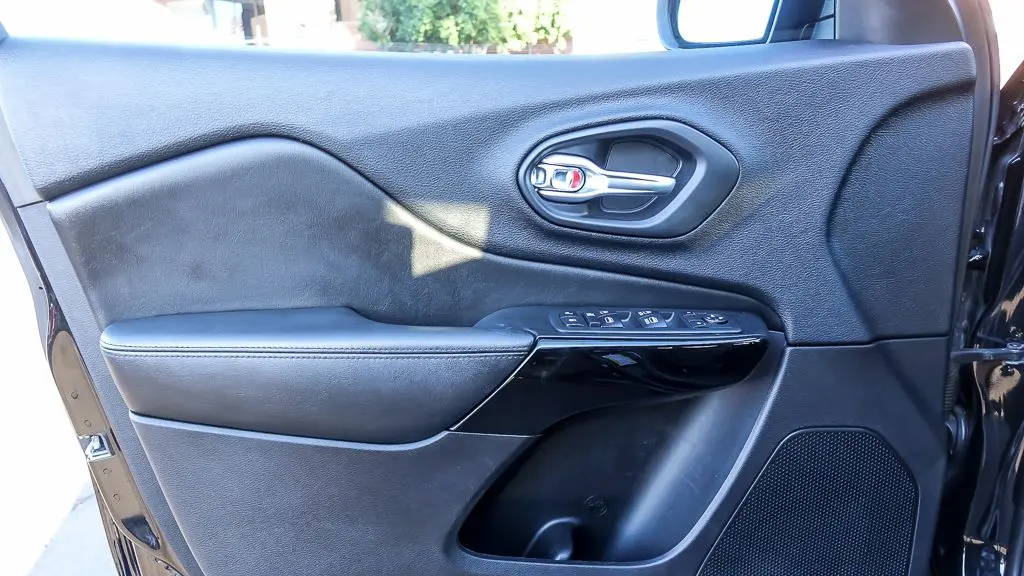 2019 Jeep Cherokee Altitude