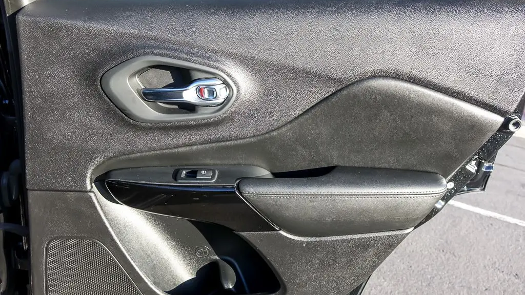 2019 Jeep Cherokee Altitude
