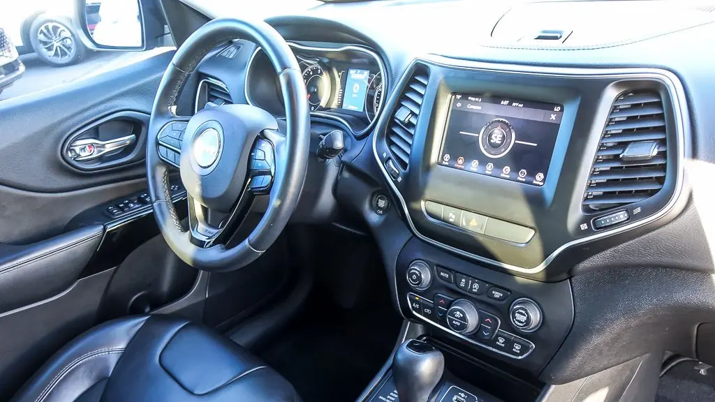 2019 Jeep Cherokee Altitude