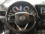 2019 Cherokee Thumbnail 15
