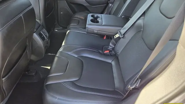 2019 Jeep Cherokee Altitude
