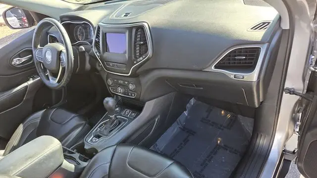 2019 Jeep Cherokee Altitude