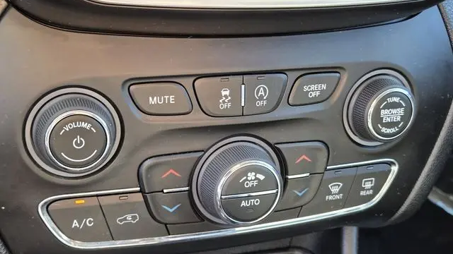 2019 Jeep Cherokee Altitude