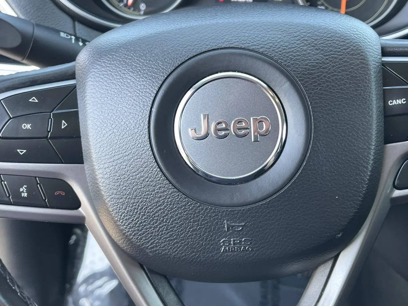 2019 Jeep Cherokee - $13,897