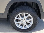 2018 Cherokee Thumbnail 14