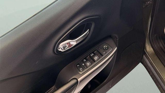 2019 Jeep Cherokee Altitude