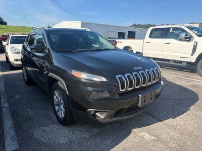 Photo of a 2018 Jeep Cherokee 4X4 Latitude Plus 4DR SUV for sale