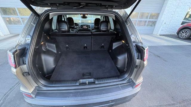 2019 Jeep Cherokee Altitude