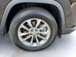 2020 Cherokee Thumbnail 9