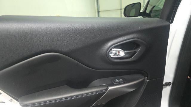 2019 Jeep Cherokee Altitude