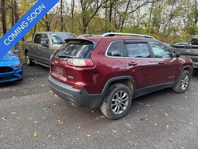 Photo of a 2019 Jeep Cherokee 4X4 Latitude Plus 4DR SUV for sale