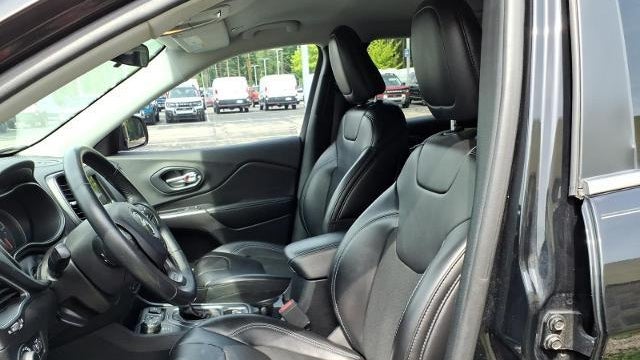 2019 Jeep Cherokee Altitude