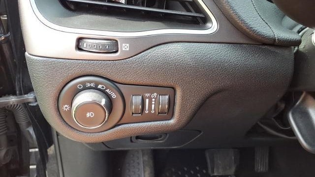 2019 Jeep Cherokee Altitude