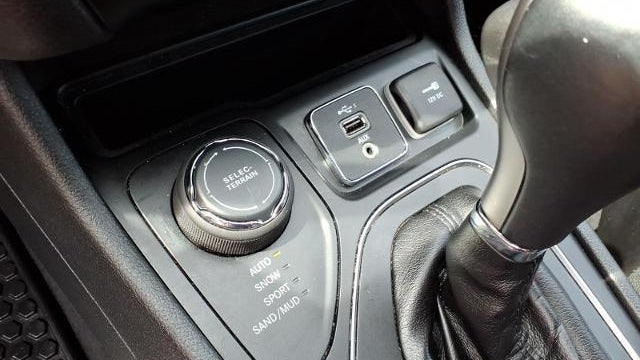 2019 Jeep Cherokee Altitude