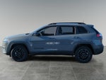 2023 Cherokee Thumbnail 2