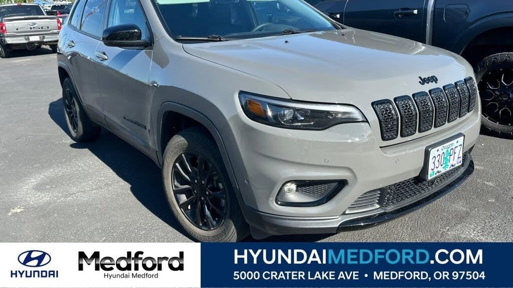 Preowned 2023 Jeep Cherokee Altitude Lux for Sale