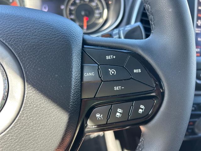 2023 Jeep Cherokee - $25,495
