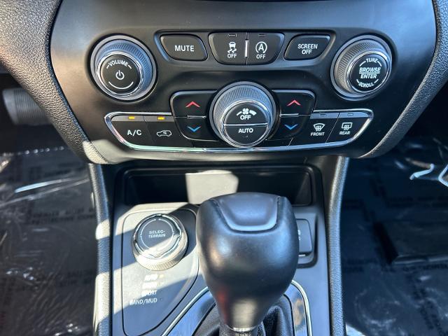 2023 Jeep Cherokee - $25,495
