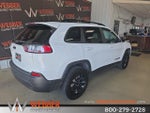 2023 Cherokee Thumbnail 4